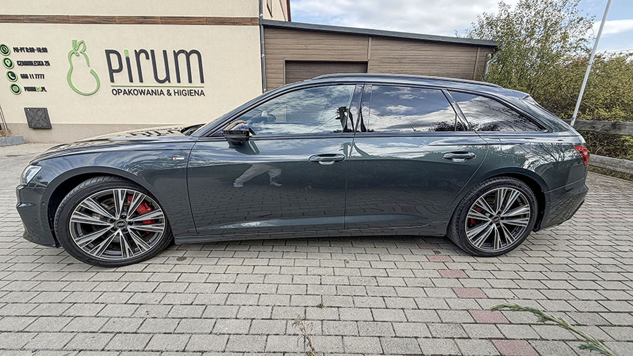 Audi A6 Avant — Lewy profil nadwozia
