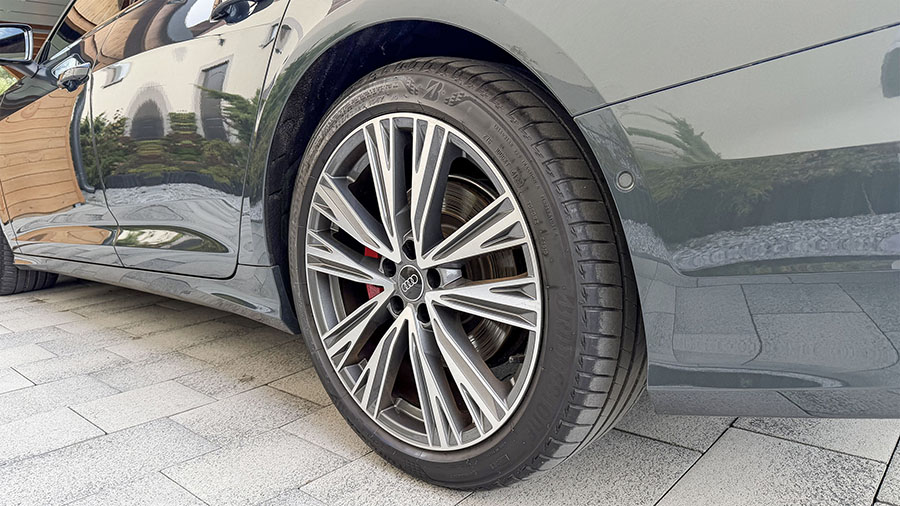 Audi A6 Avant — Felga — ujęcie z boku