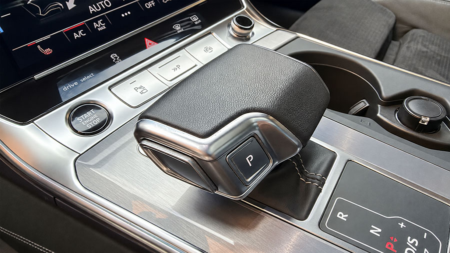 Audi A6 Avant — Selektor skrzyni biegów